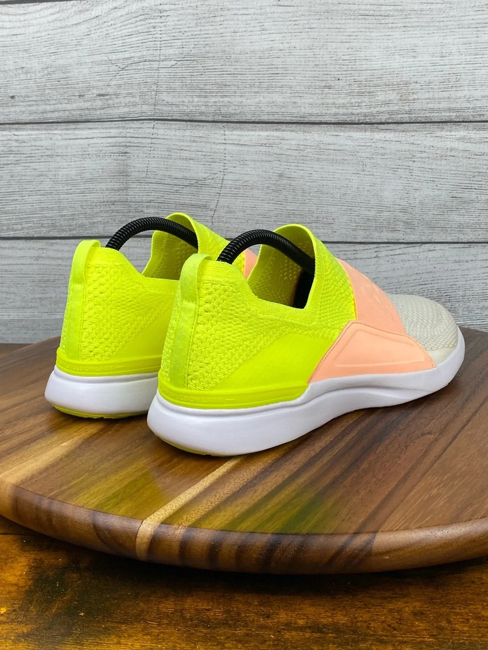 APL TechLoom Bliss Energy Neon Peach Pristine Slip On Running Shoe Size 9.5